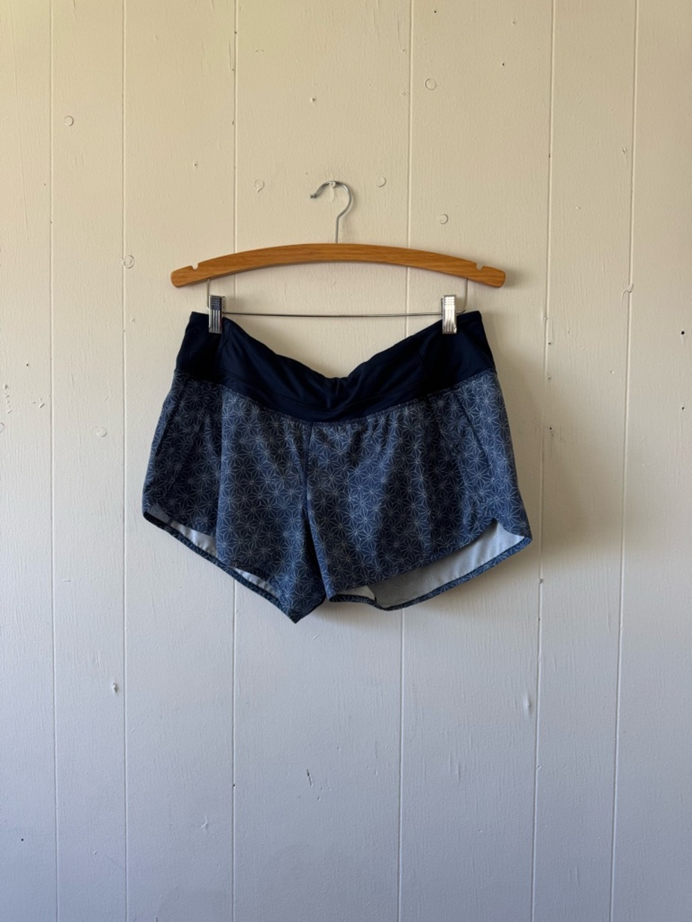 Lululemon Run Time Shorts Inkwell Sashiko Star 10